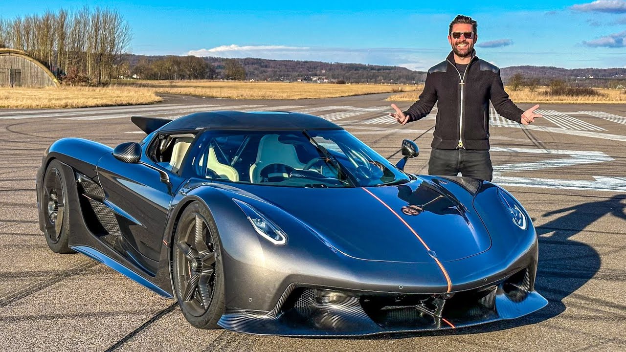 Koenigsegg Jesko Absolut FLAT OUT! Ft Christian Von Koenigsegg