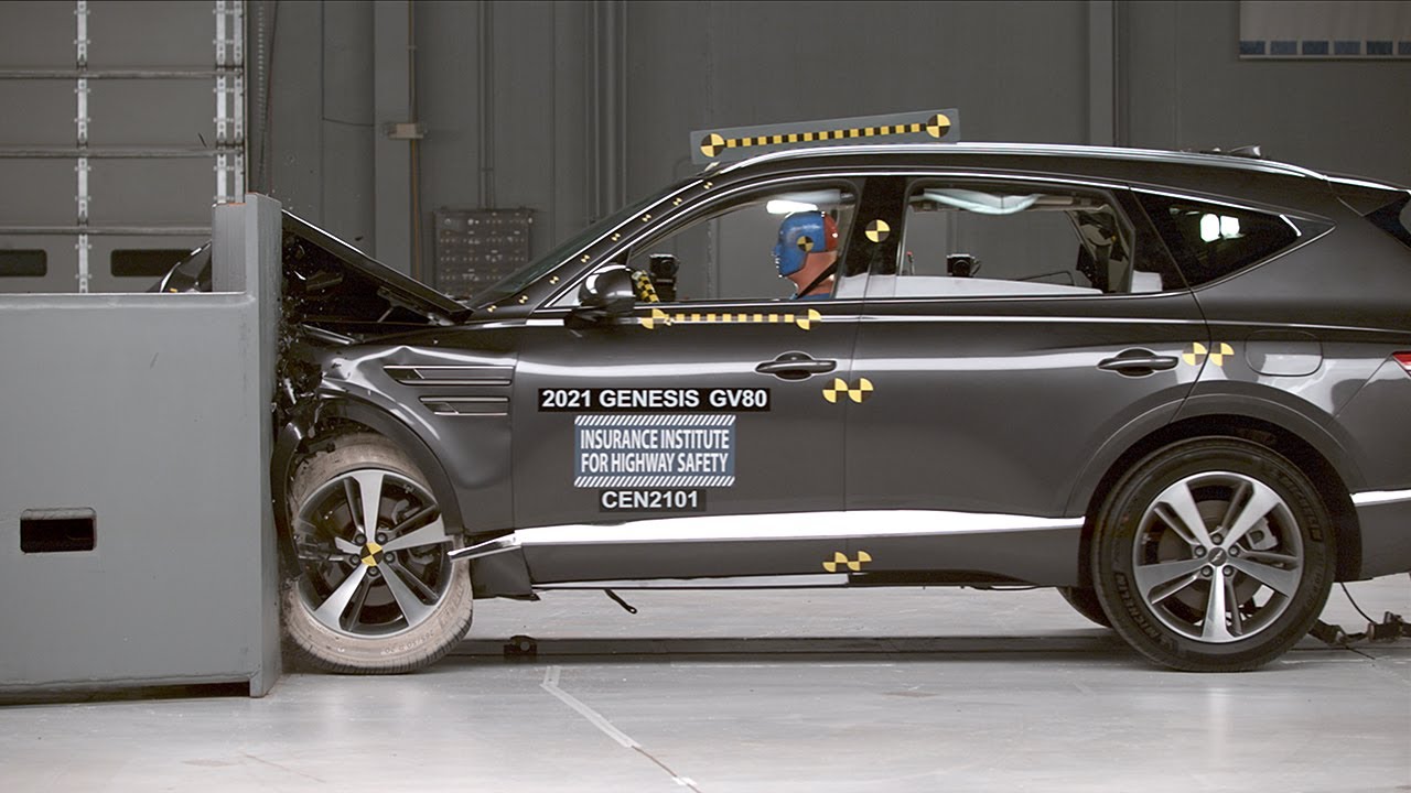 2021 Genesis GV80 driver-side small overlap IIHS crash test