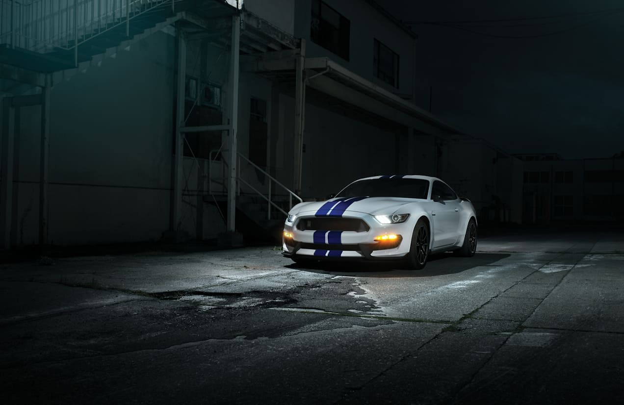 2020 Ford Mustang White Shelby GT350 at night