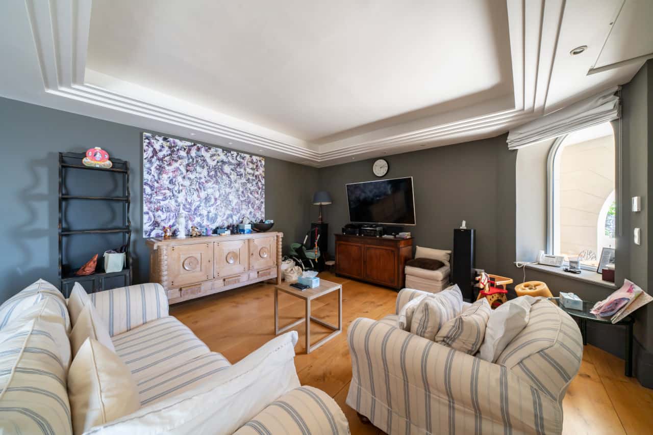 TV room image in Sean Connery's South of France home that is for sale