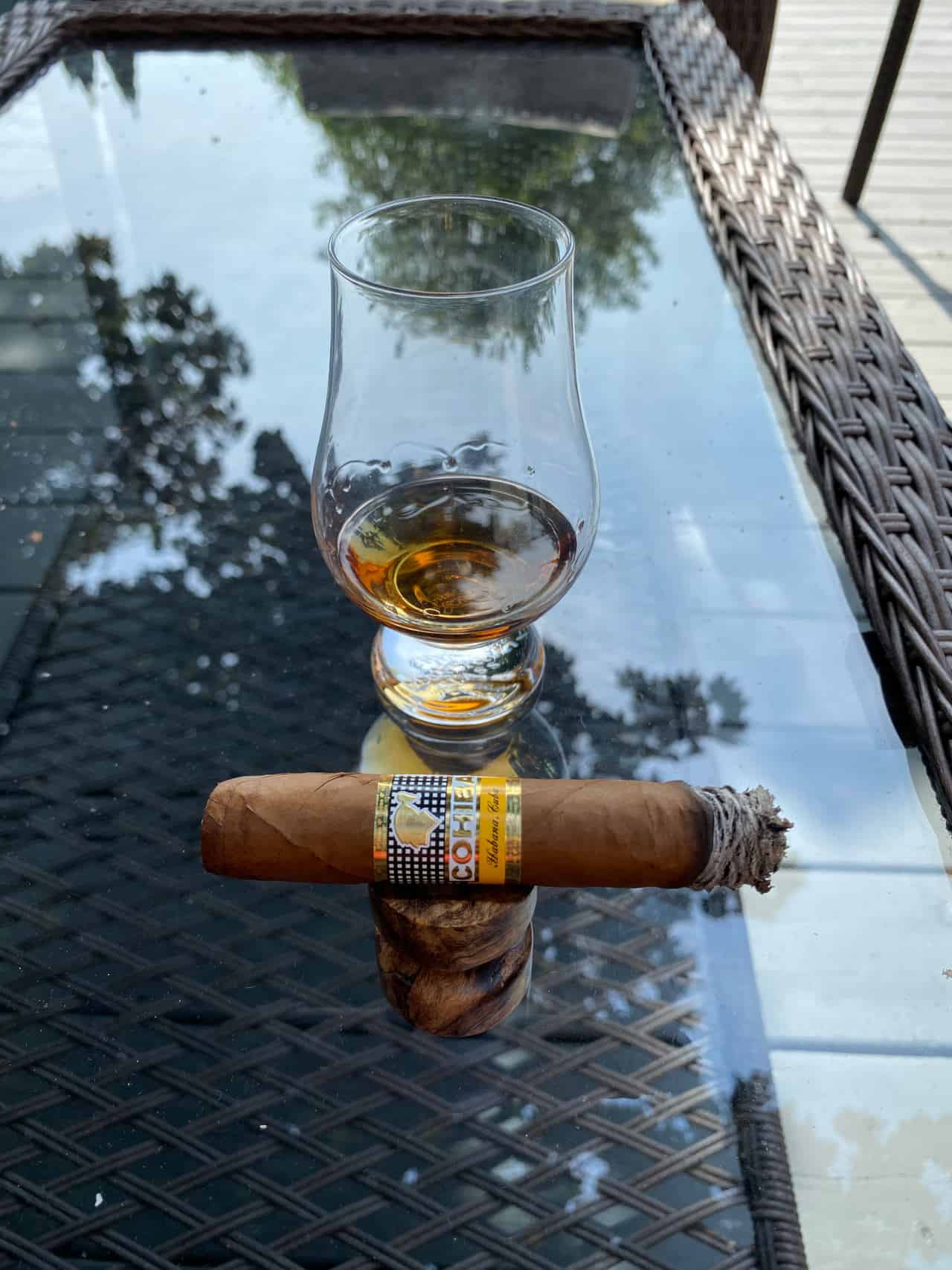 Cigar Review Cohiba Siglo Iv Second Third 2