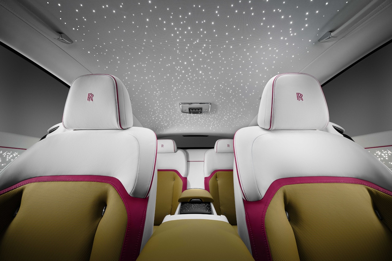 8_SPECTREUNVEILED–THEFIRSTFULLY-ELECTRICROLLS-ROYCE_STARLIGHTHEADLINER(LIGHT)