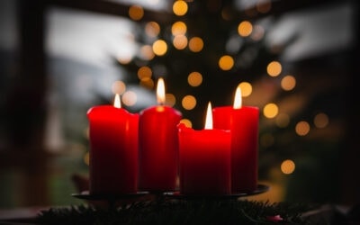 5 WAYS TO MAKE YOUR HOME COZY THIS HOLIDAY SEASON