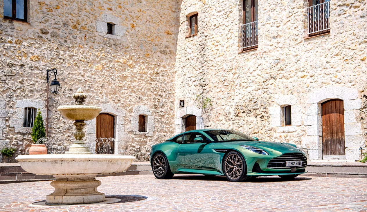 Aston Martin DB12 Iridescent Emerald