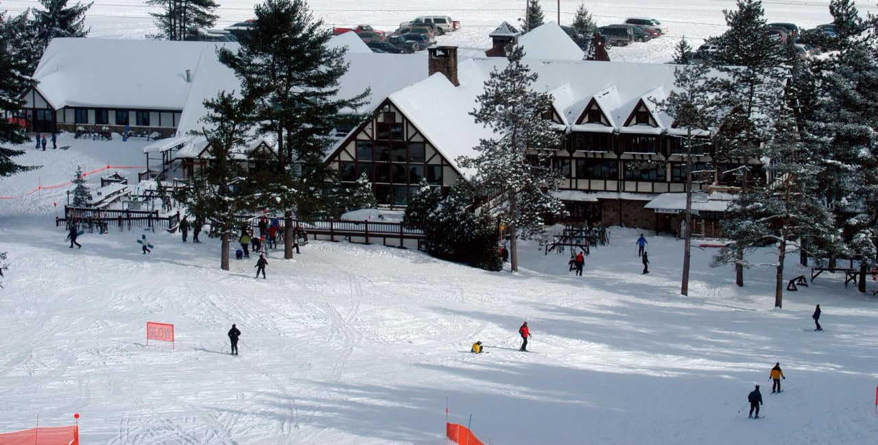 Peek’n Peak Main Ski Lodge