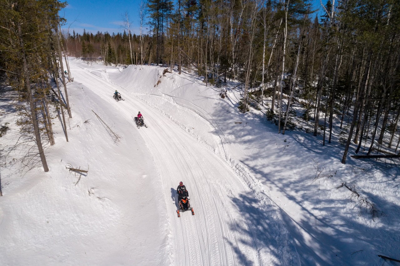 Chaleur_Snowmobile_3