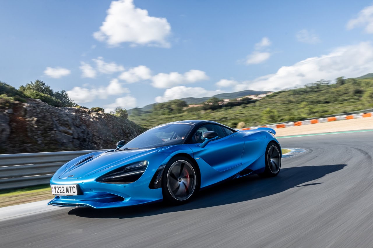 Original-17024-Mclaren-750S-Named-Top-Gear-Magazine-Performance-Car-Of-The-Year