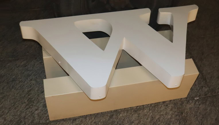Aa-Wework12 Wework Sign W On Bay Street