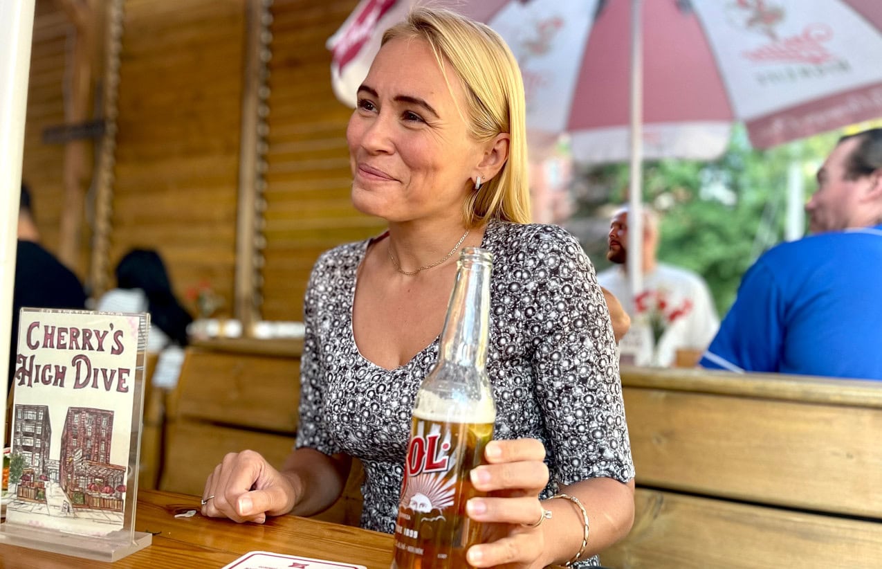 Cherry's High Dive, patio, Theresa Longo