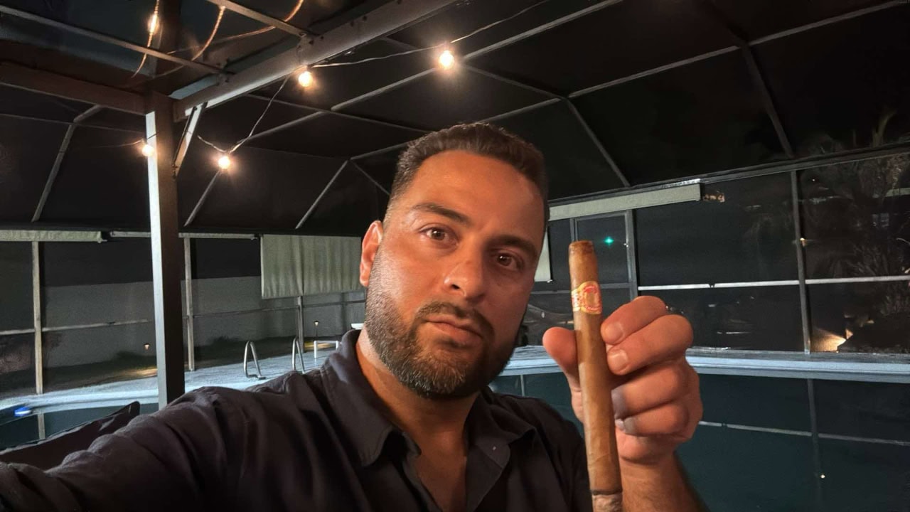 Review Of The Cohiba Siglo Iv Cigar 1 Emad Chibli