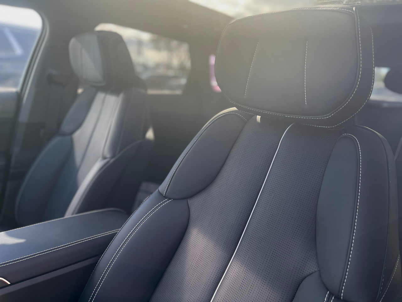 Cadillac Optiq Ev 7 2025 Cadillac Optiq Ev Driver Seat