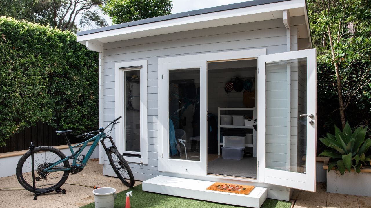 accessory dwelling unit, exterior image, backyard of home