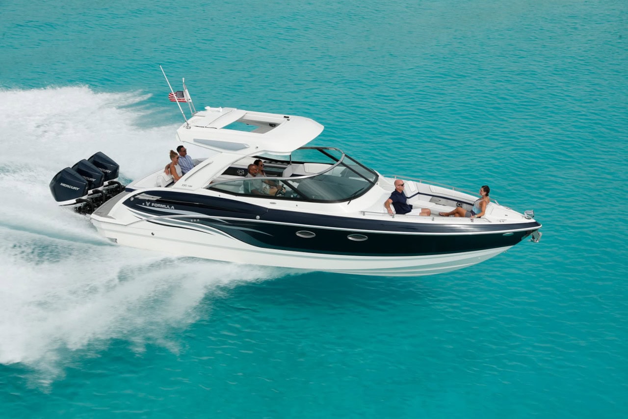 Formula Boats Bowrider 2