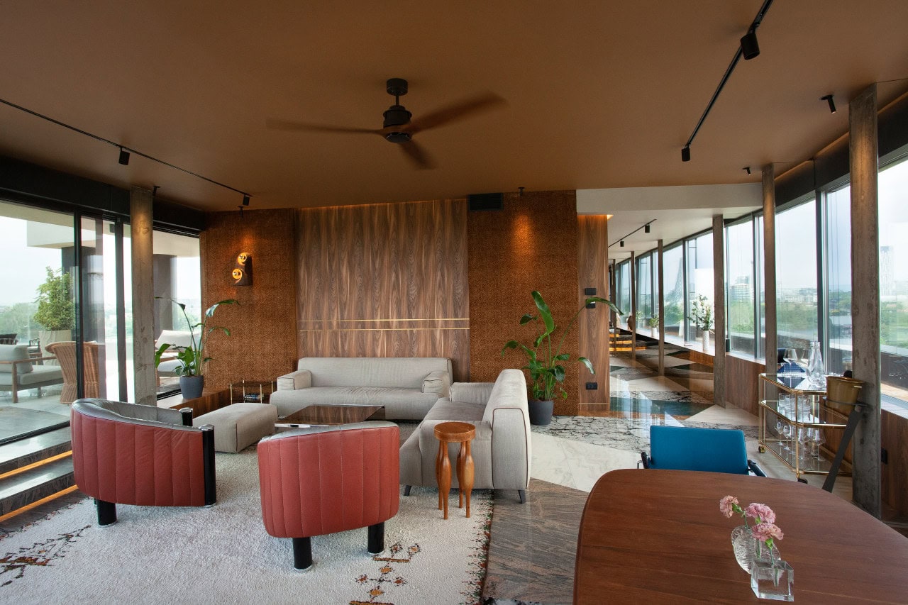 Luxury Lifestyle Awards Room 12 10