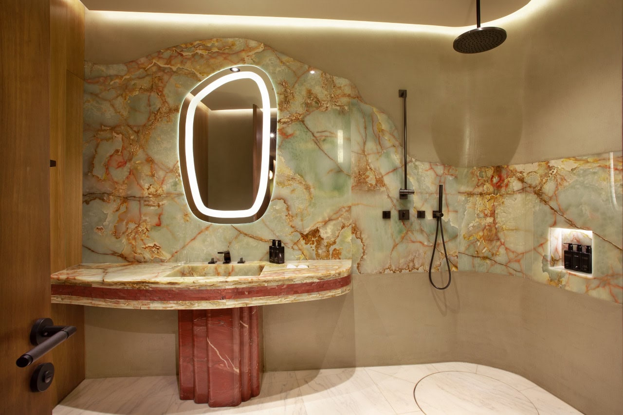 Luxury Lifestyle Awards Room 12 8